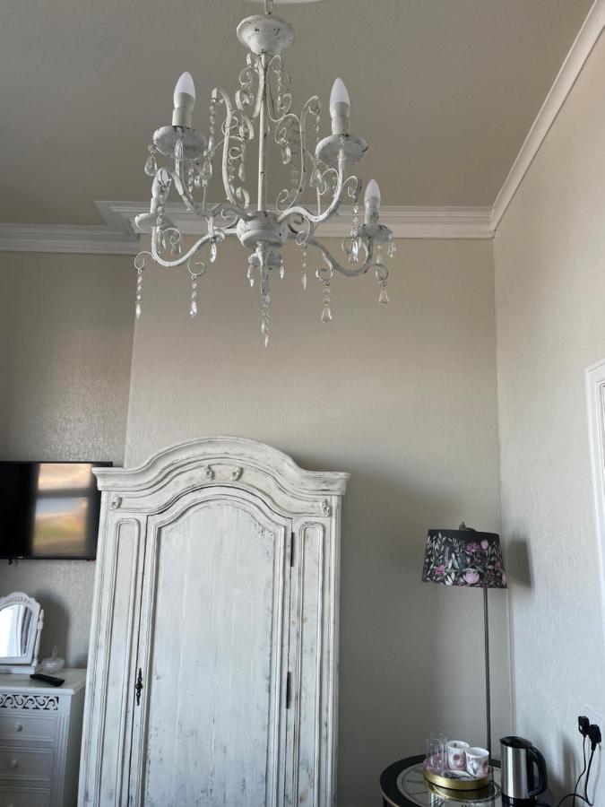 لاندودنو Glan Y Mor Hotel (Adults Only) المظهر الخارجي الصورة
